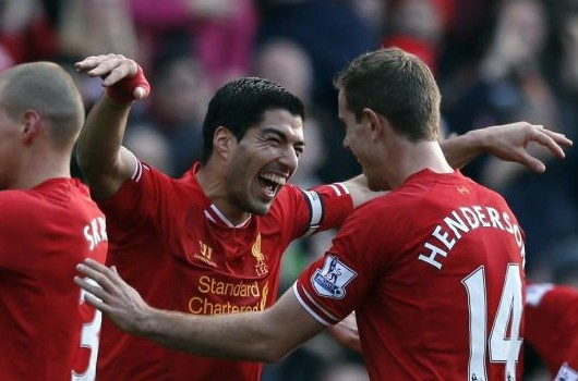  英超，曼城逆转战胜切尔西暂登榜首  