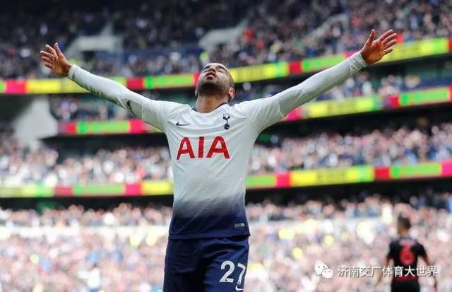  布莱顿客场战平曼联，韦伯斯特门线救险海鸥军团展现韧性  